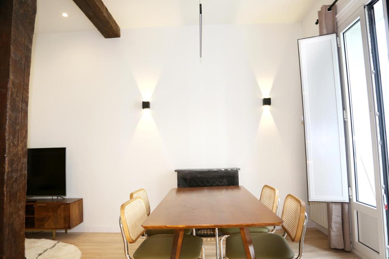 Piso Boutique Frente Al Casco Viejo De Bilbao Apartment Exterior photo
