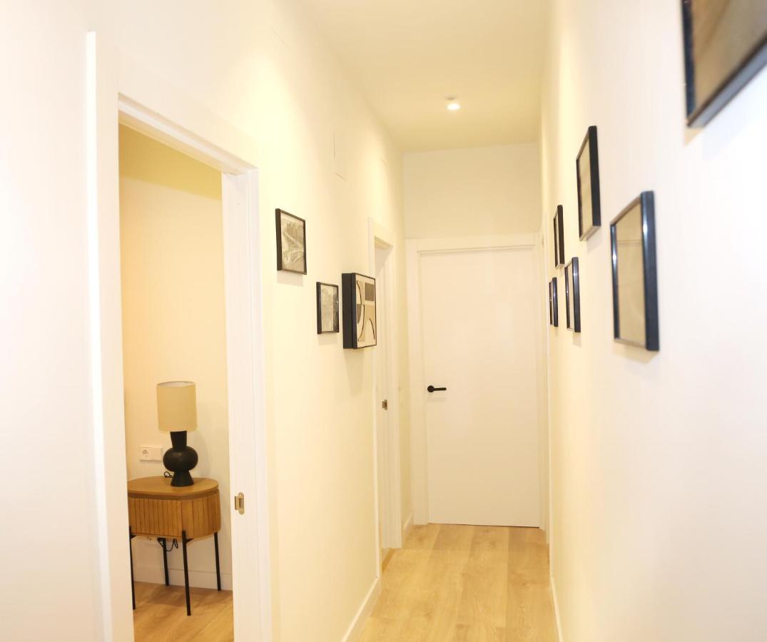 Piso Boutique Frente Al Casco Viejo De Bilbao Apartment Exterior photo